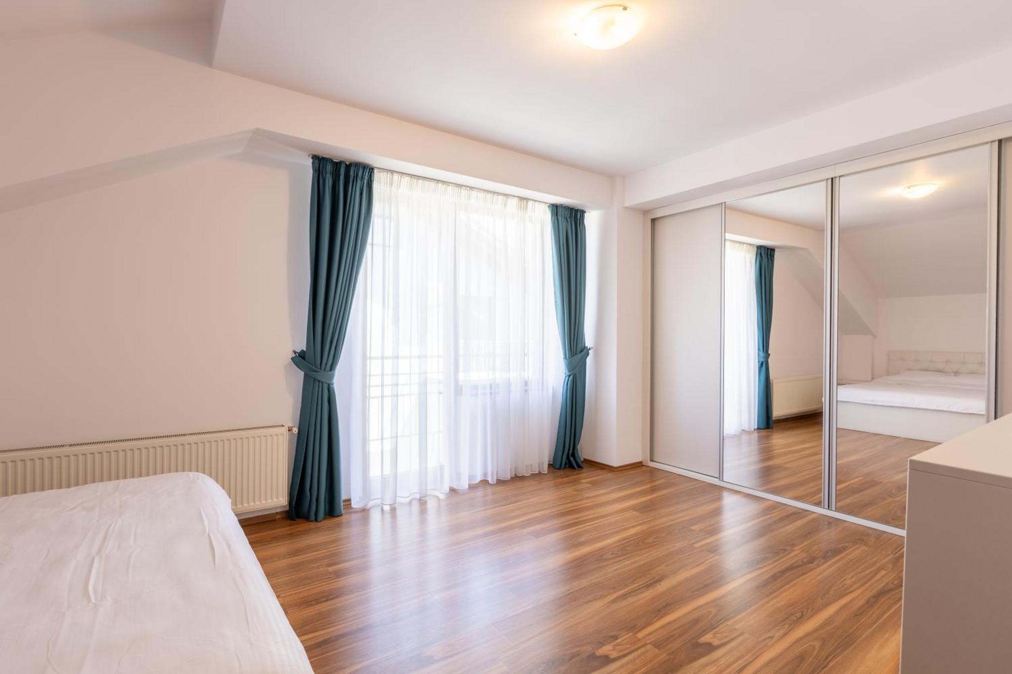 Amber Apartments Сібіу Екстер'єр фото